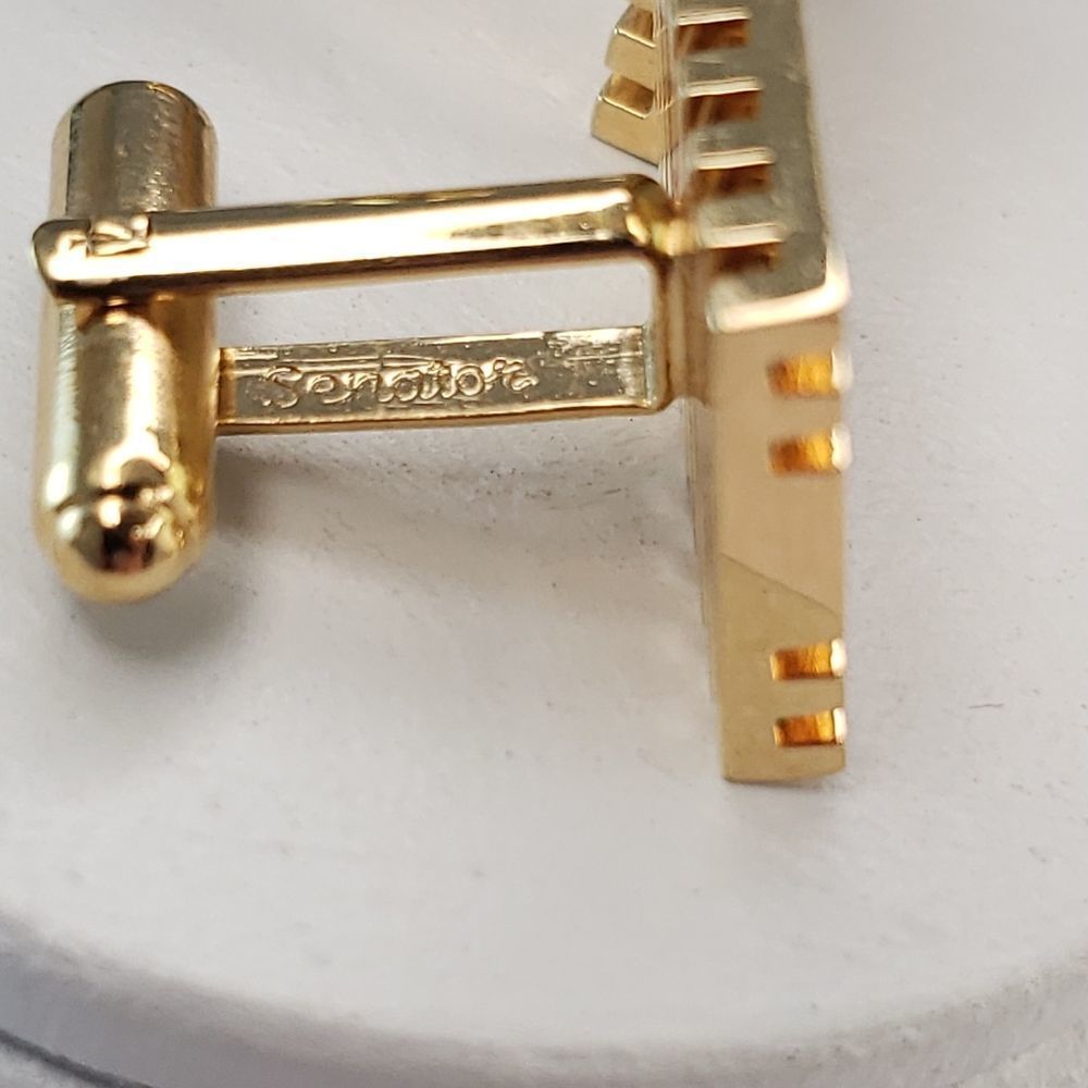 SENATOR Gold Cufflinks - Picture 12 of 12